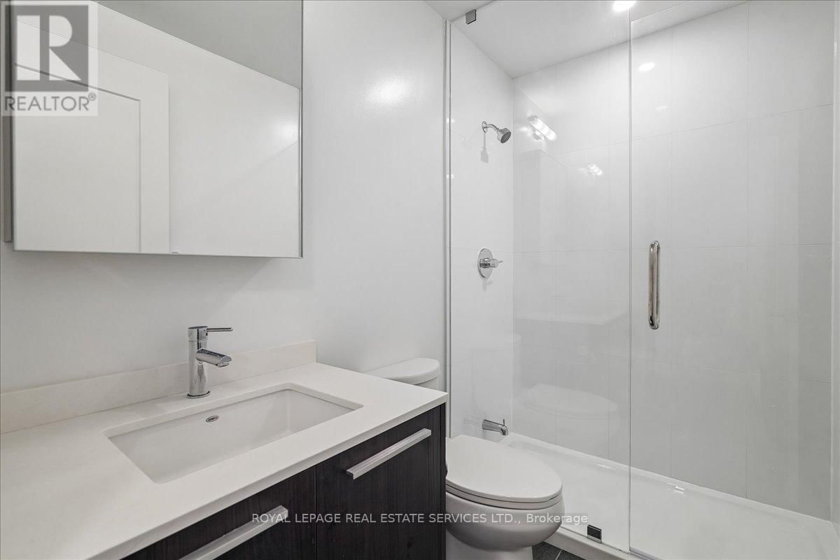 2704 - 65 BROADWAY AVENUE Image 20