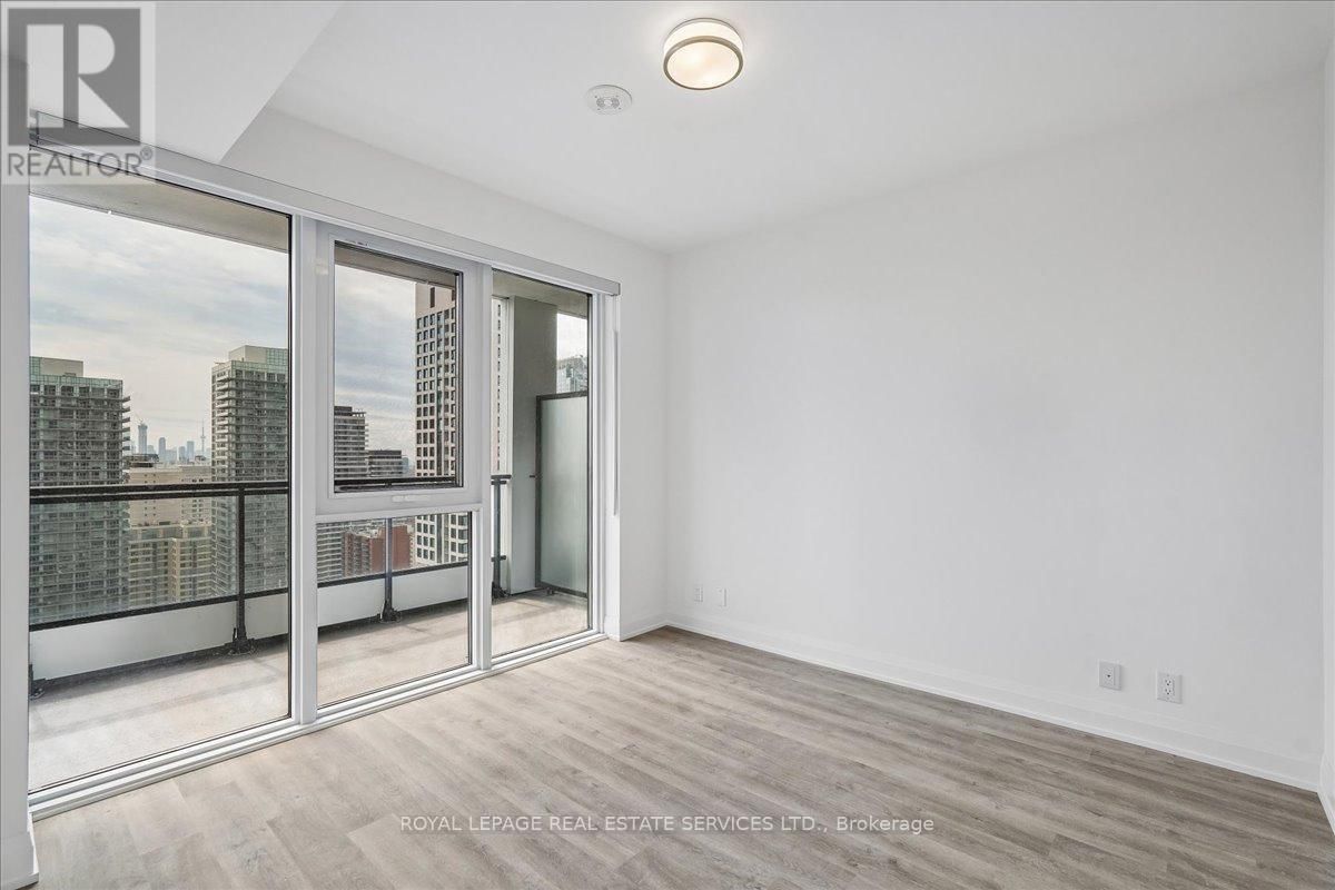 2704 - 65 BROADWAY AVENUE Image 22