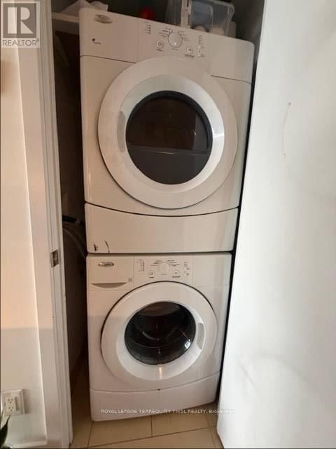 2102 - 1 MARKET STREET Image 18