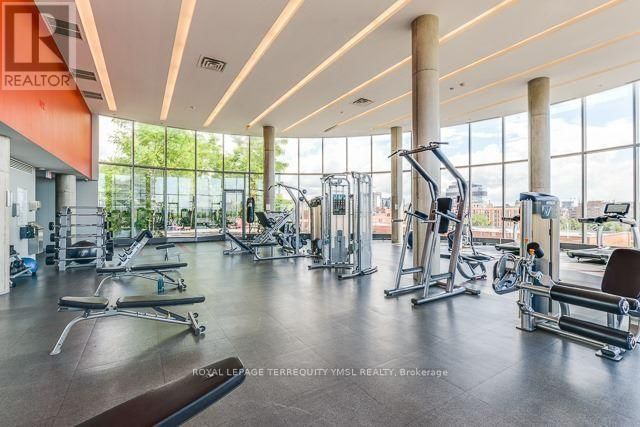 2102 - 1 MARKET STREET Image 4