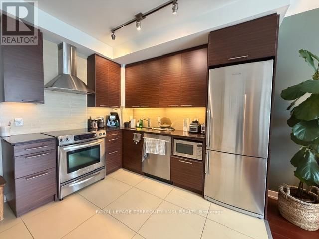 2102 - 1 MARKET STREET Image 7