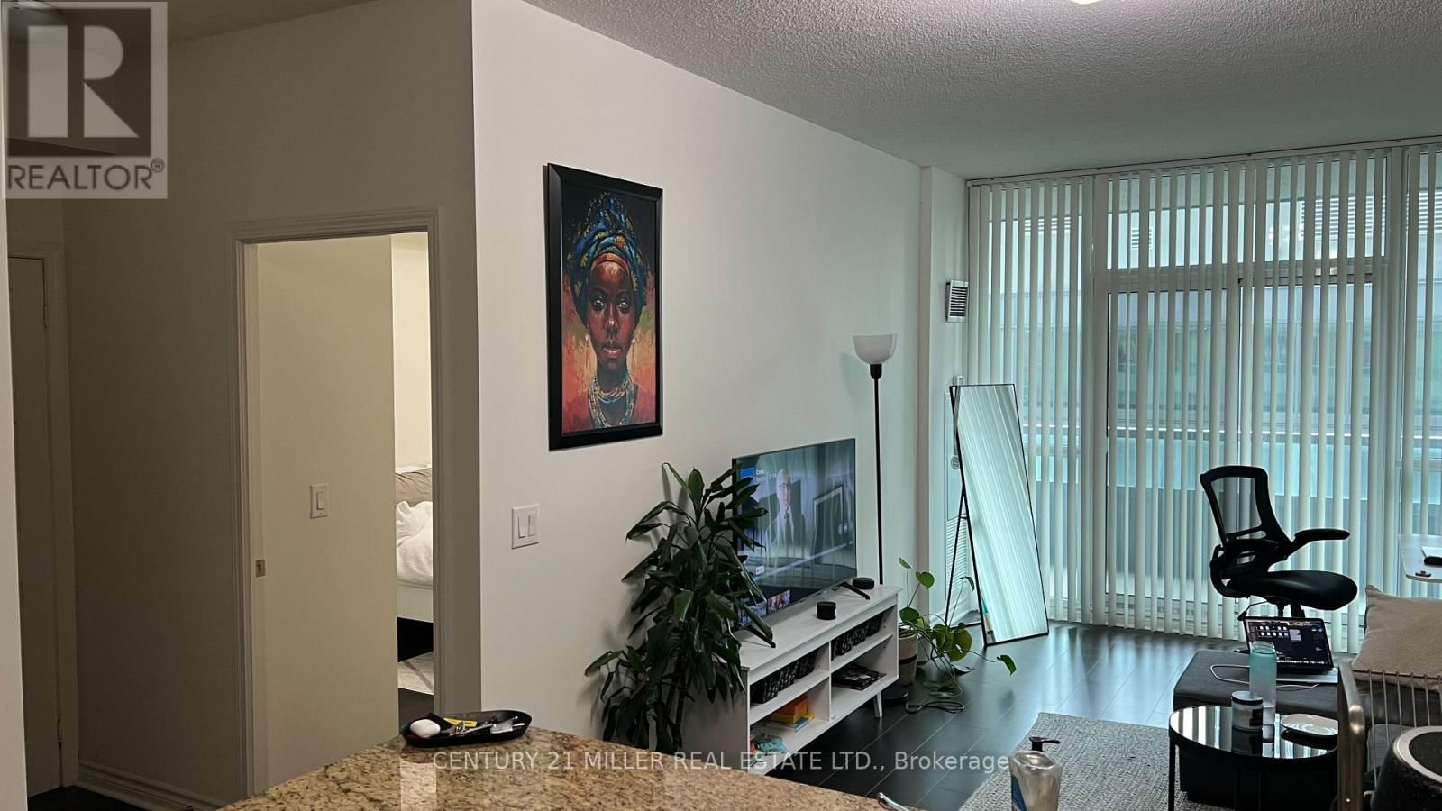 326 - 25 LOWER SIMCOE STREET Image 7