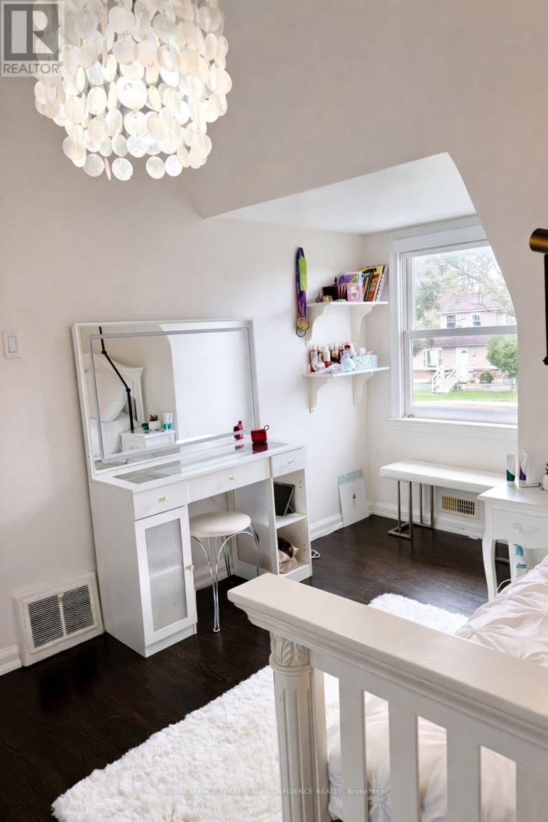 45 GLENBOROUGH PARK CRESCENT Image 20