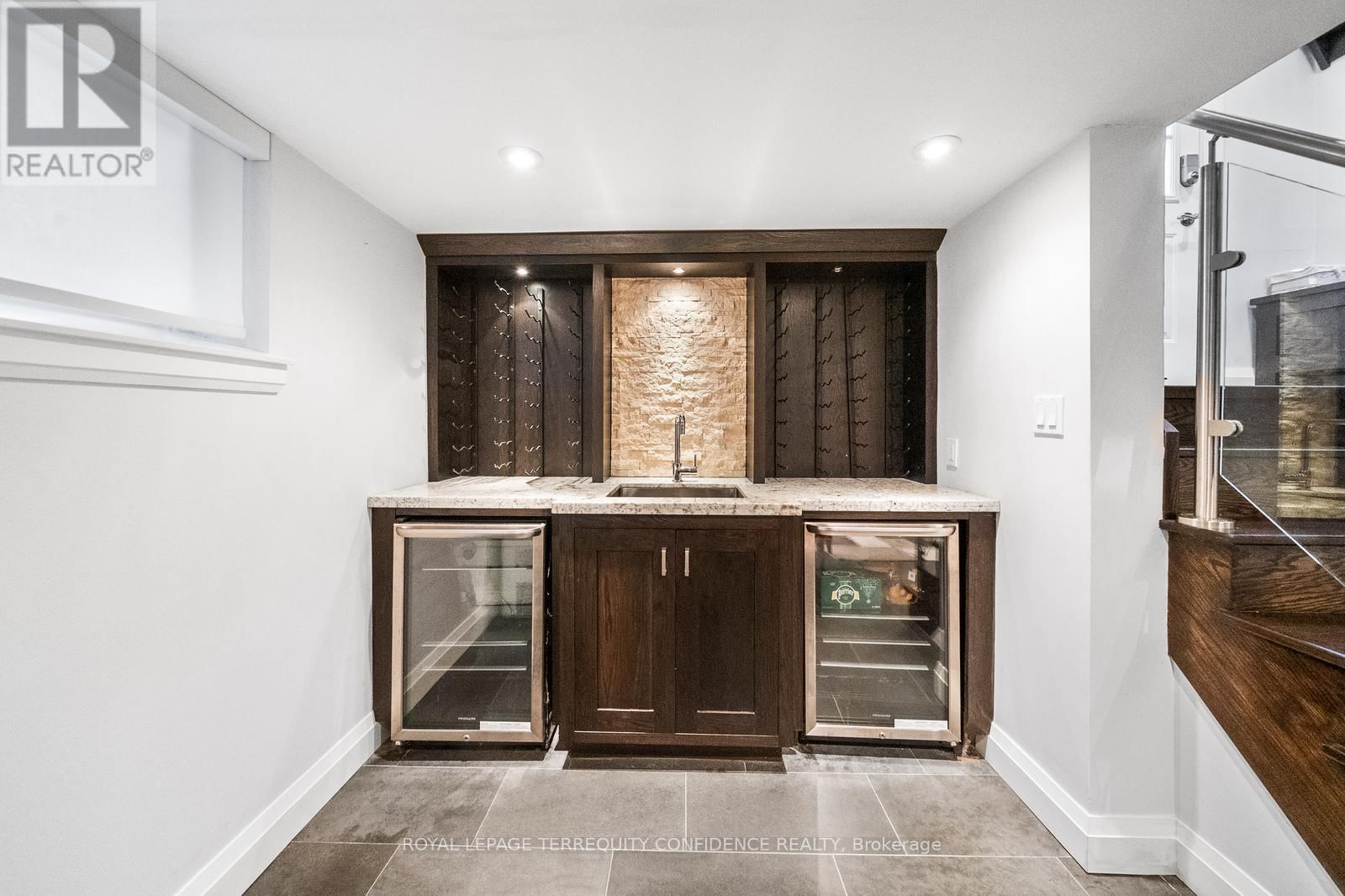 45 GLENBOROUGH PARK CRESCENT Image 24