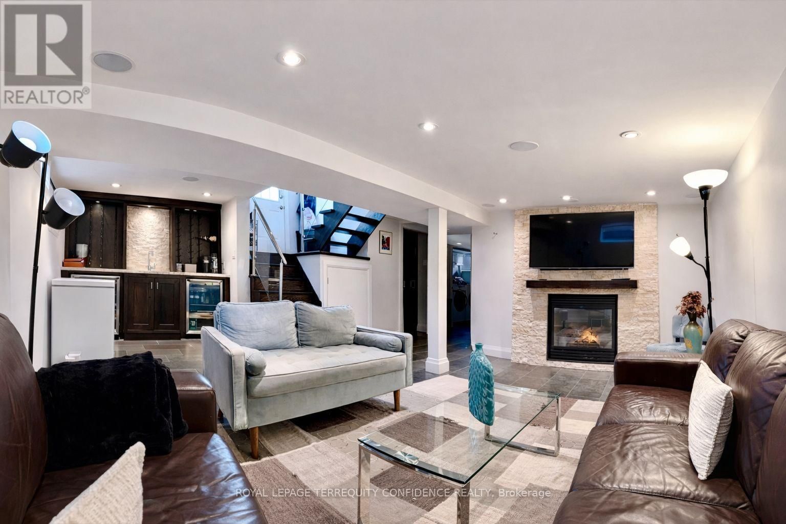 45 GLENBOROUGH PARK CRESCENT Image 25