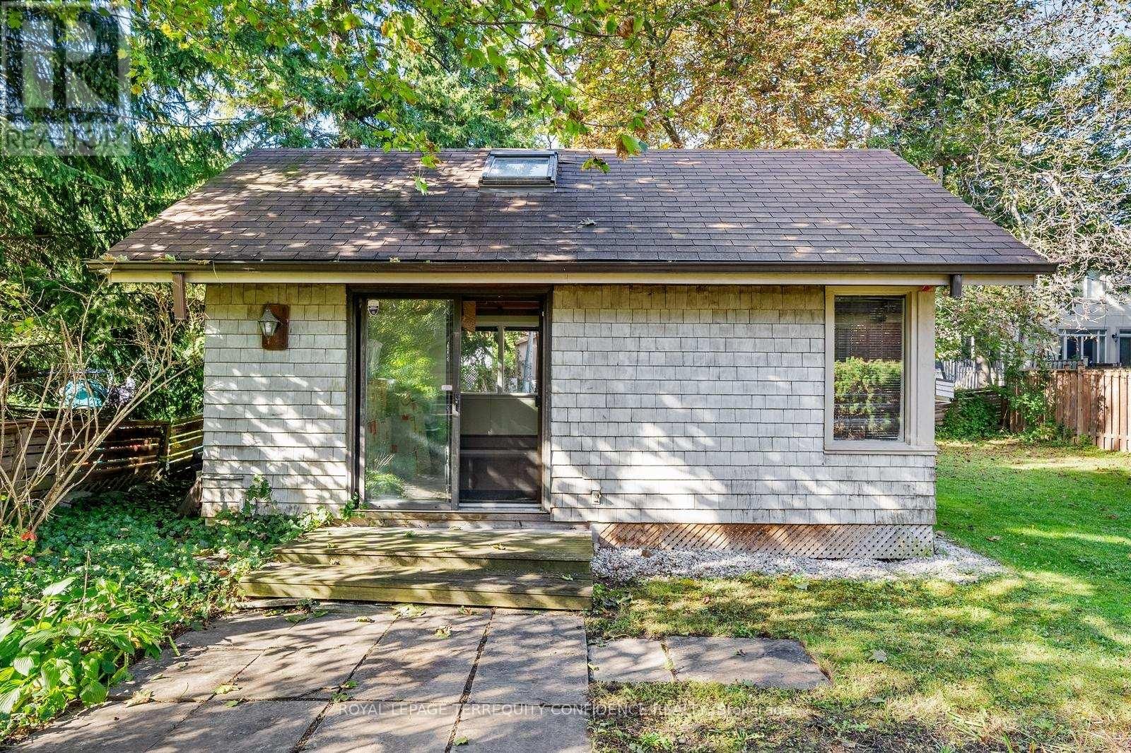 45 GLENBOROUGH PARK CRESCENT Image 33