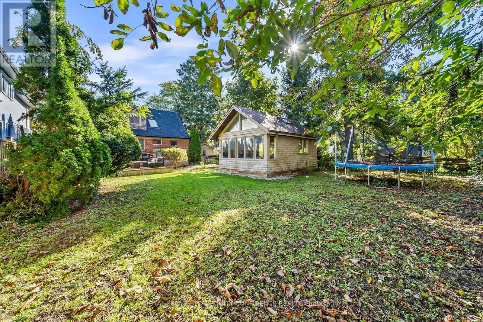 45 GLENBOROUGH PARK CRESCENT Image 36