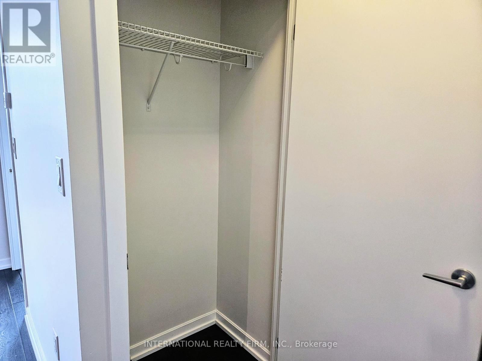 204 - 66 FOREST MANOR ROAD Image 14