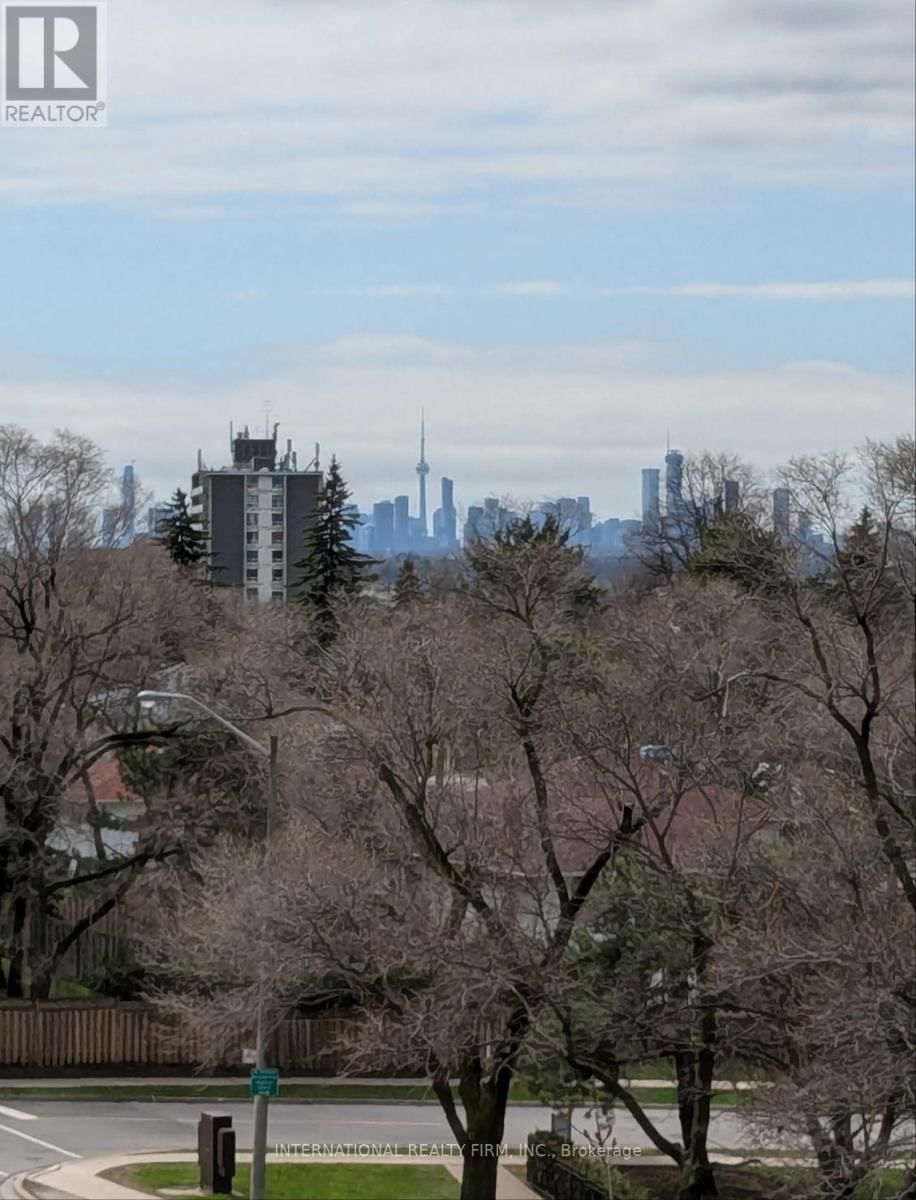 204 - 66 FOREST MANOR ROAD Image 16