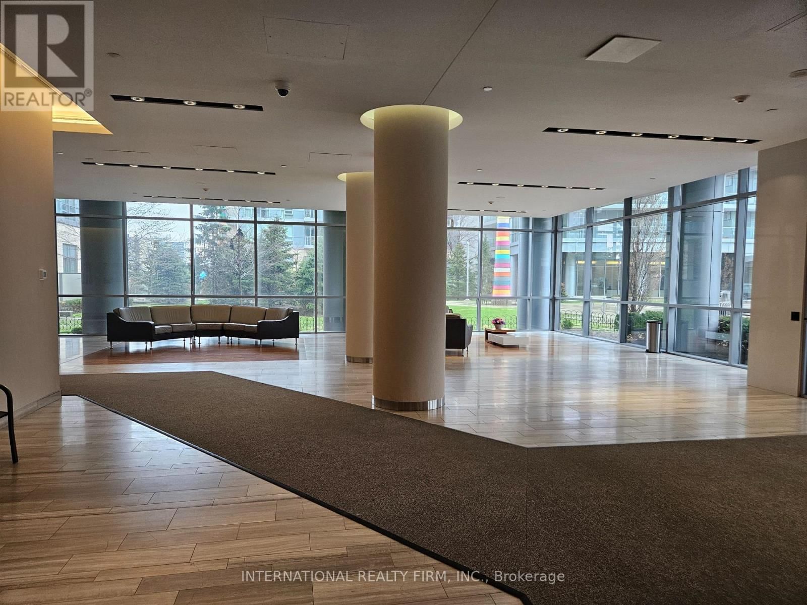 204 - 66 FOREST MANOR ROAD Image 19