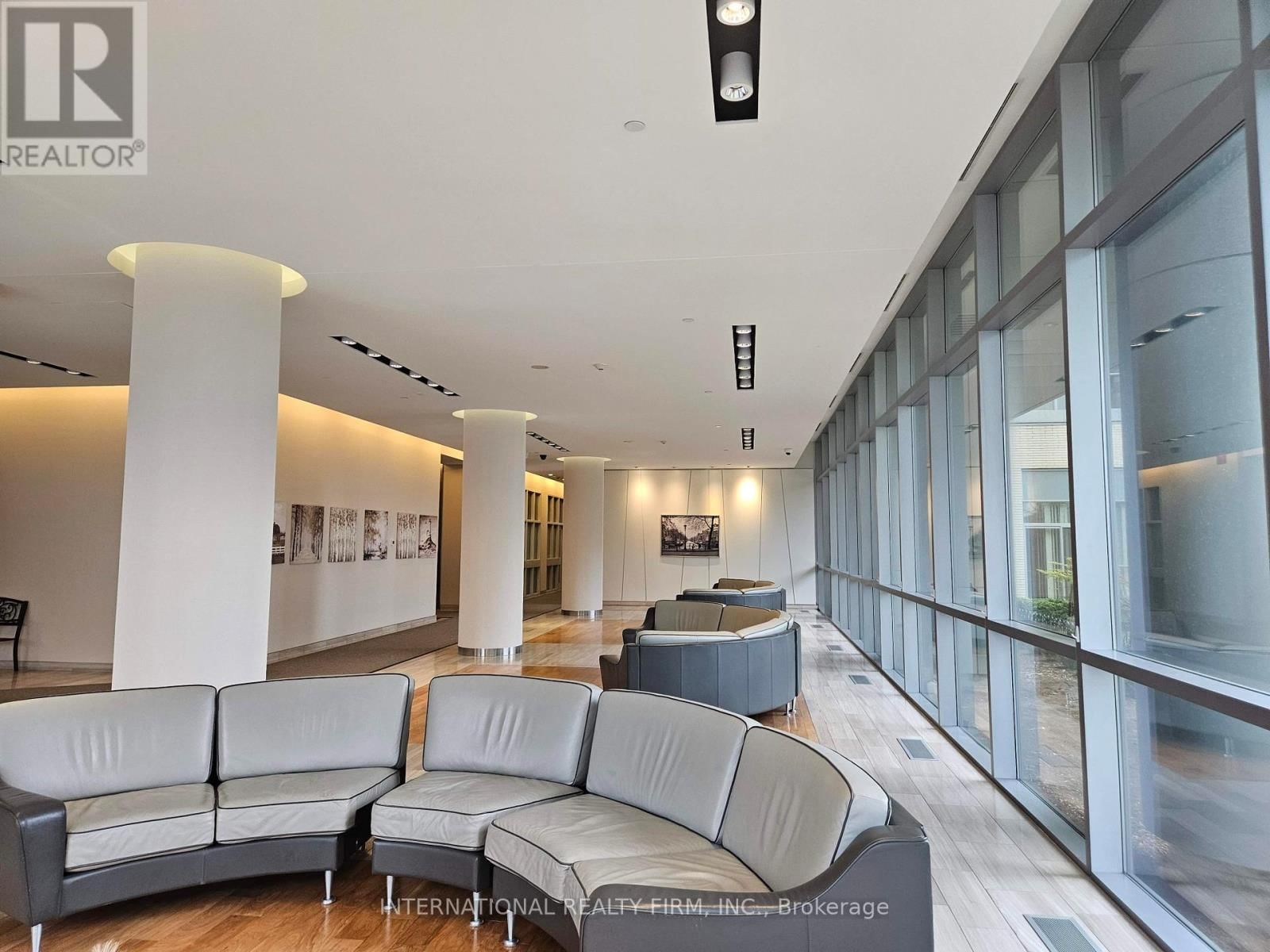 204 - 66 FOREST MANOR ROAD Image 20