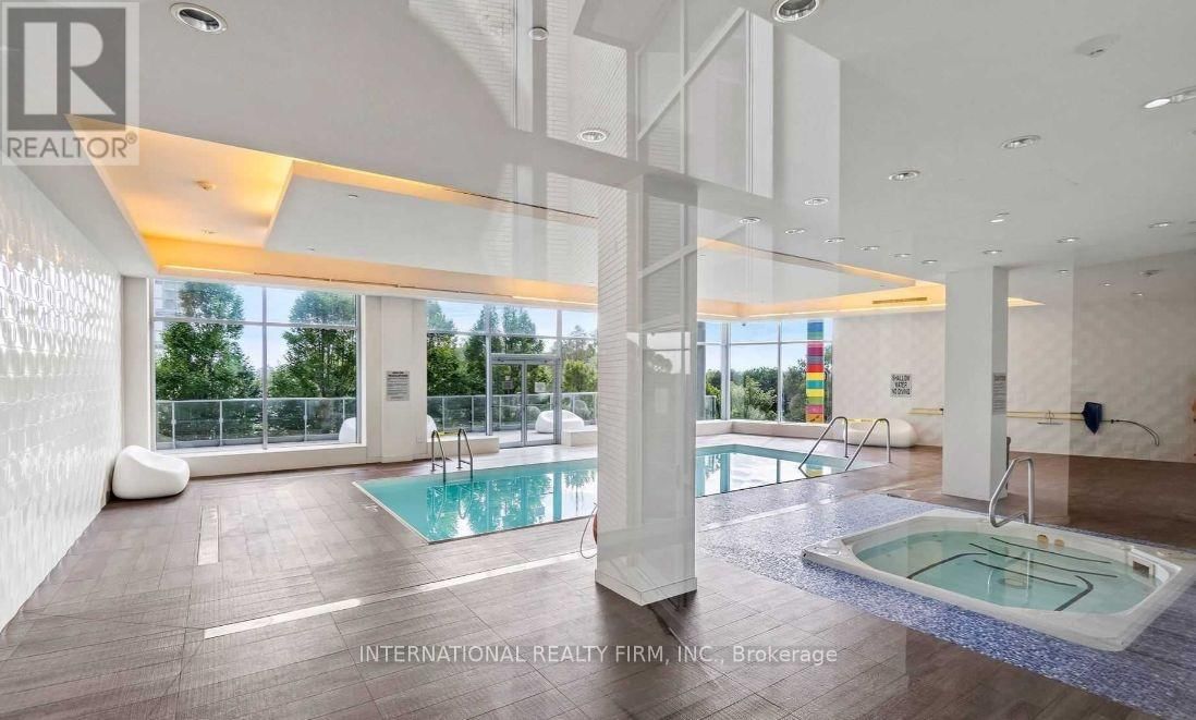 204 - 66 FOREST MANOR ROAD Image 25