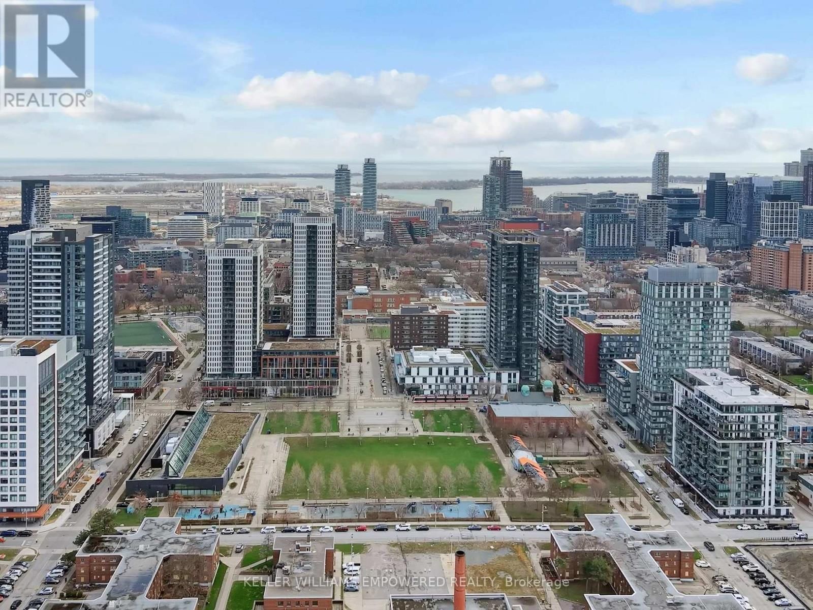 911 - 225 SUMACH STREET Image 40