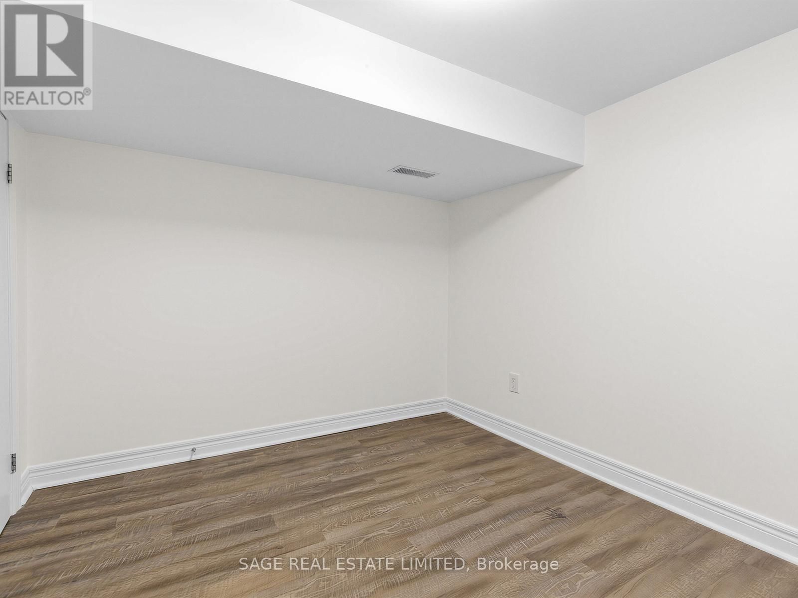 Lower - 321 LAUDER AVENUE Image 23