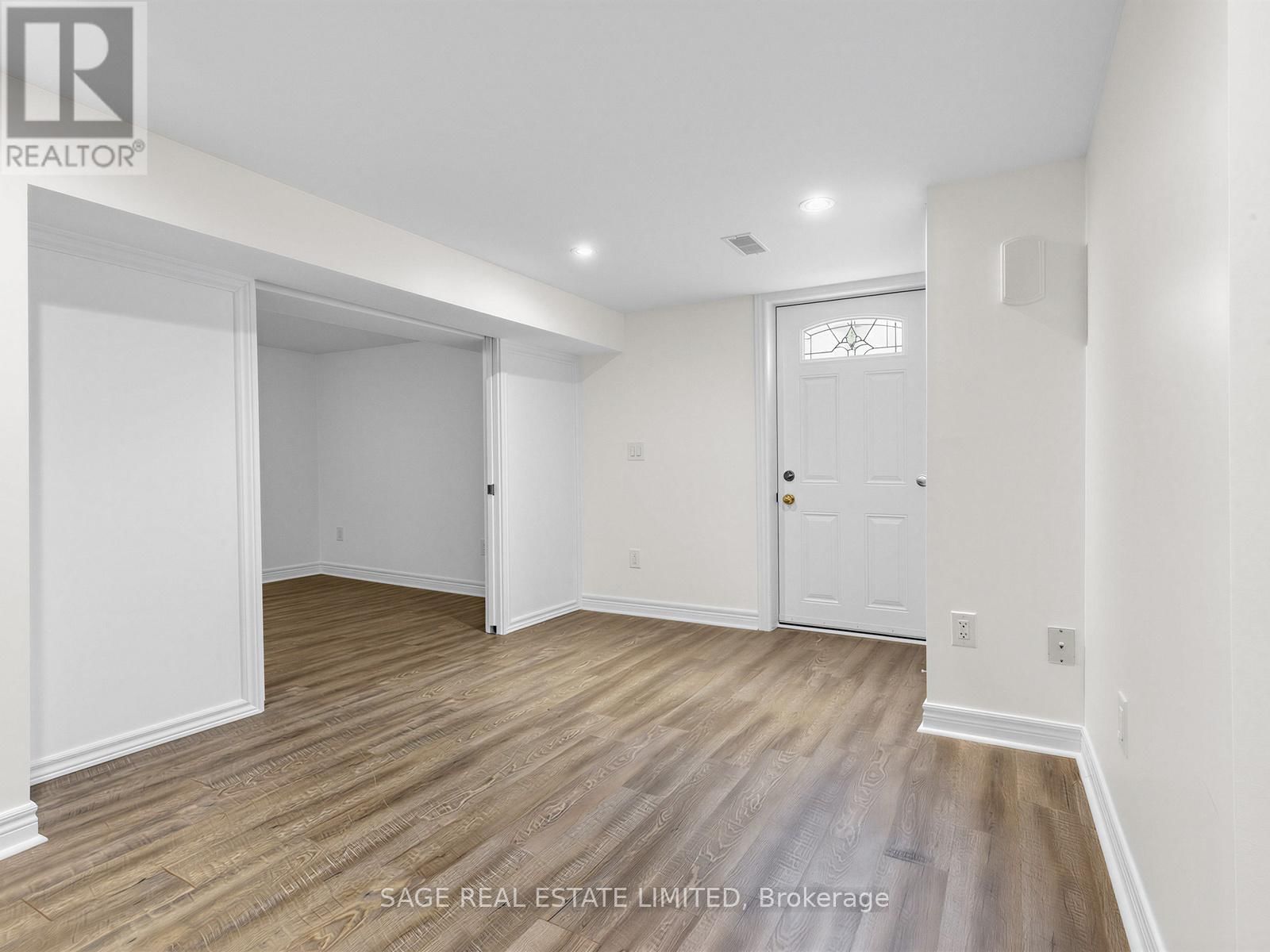 Lower - 321 LAUDER AVENUE Image 4