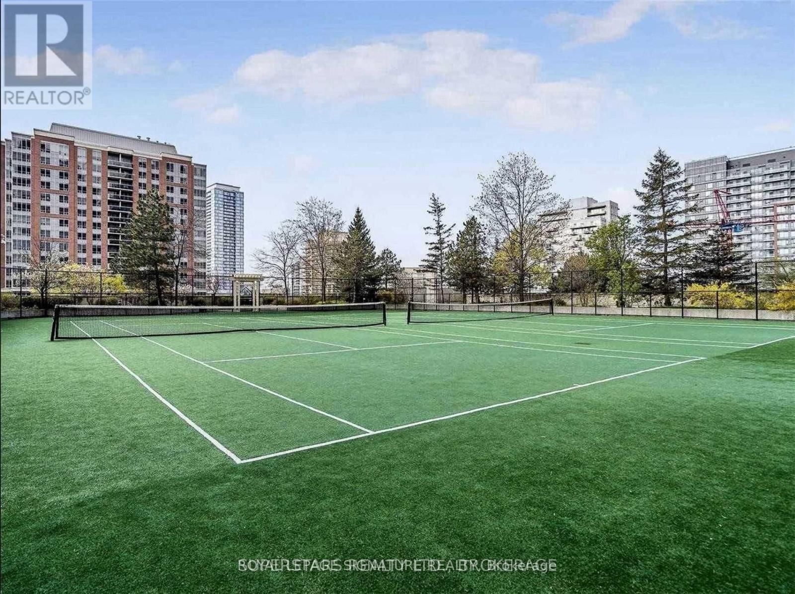 1517 - 15 NORTHTOWN WAY Image 15