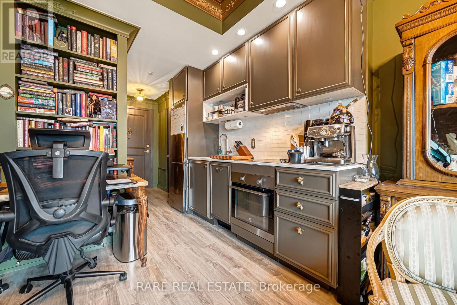 1712 - 20 TUBMAN AVENUE Image 17