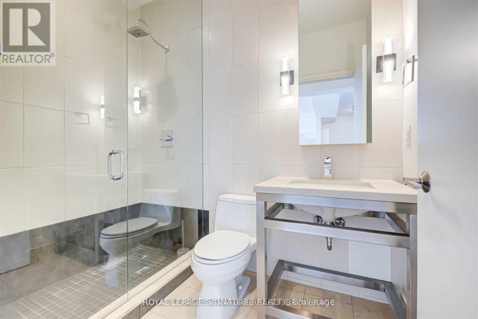 4201 - 80 JOHN STREET Image 12