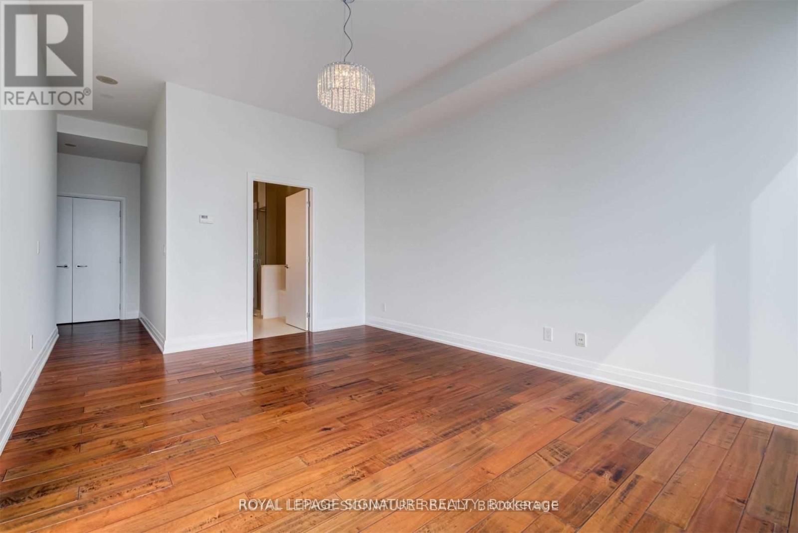 4201 - 80 JOHN STREET Image 16