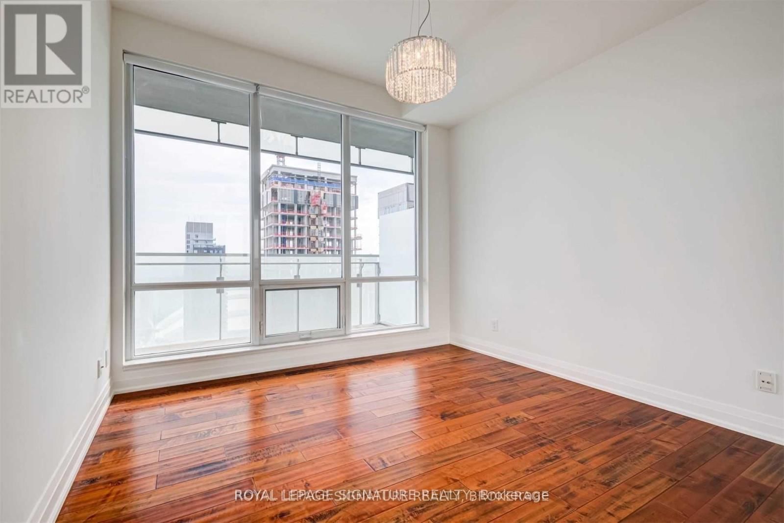 4201 - 80 JOHN STREET Image 26