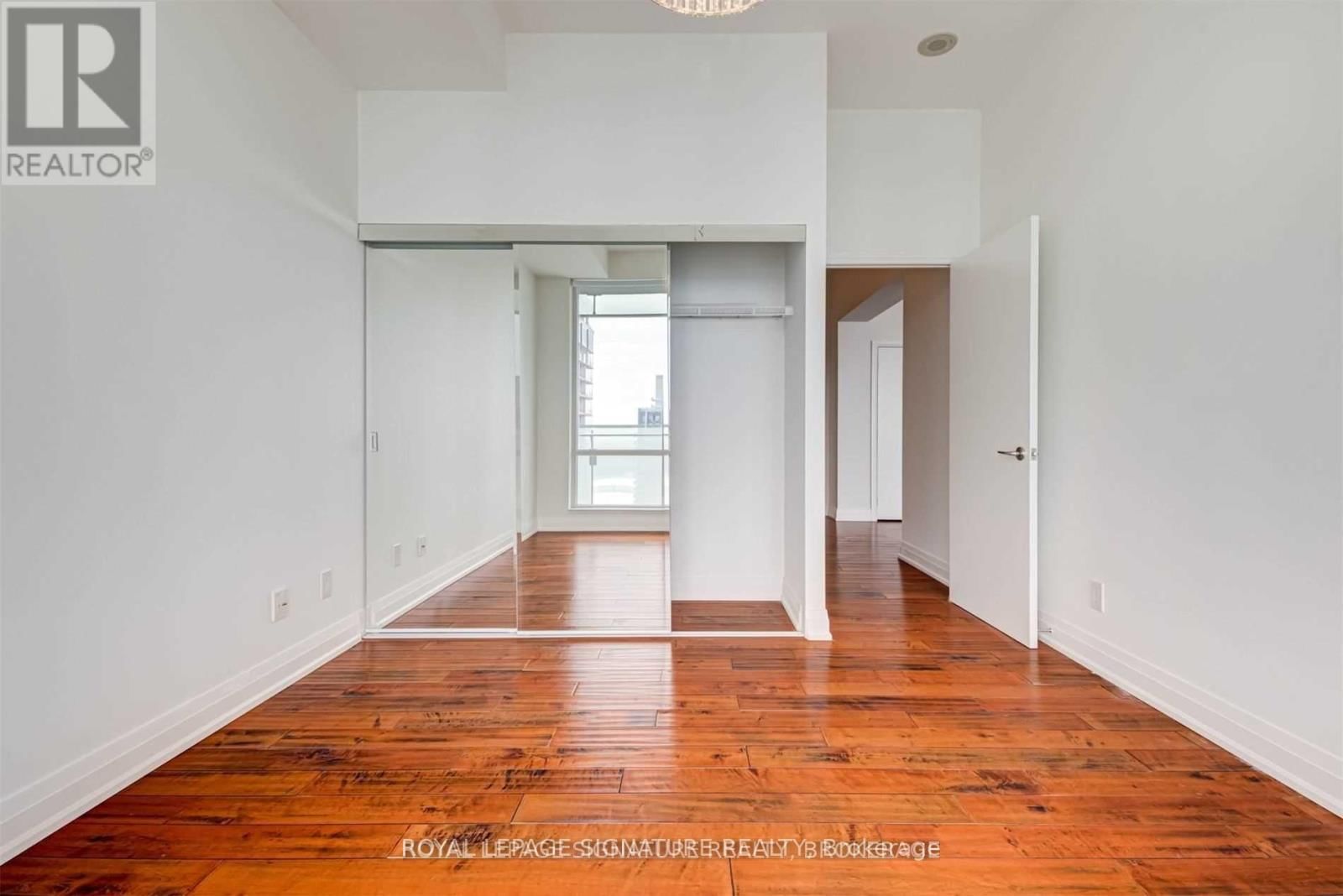 4201 - 80 JOHN STREET Image 27