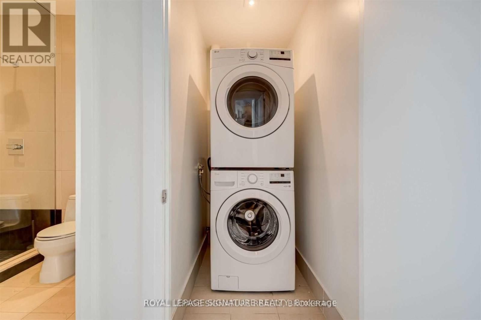 4201 - 80 JOHN STREET Image 28