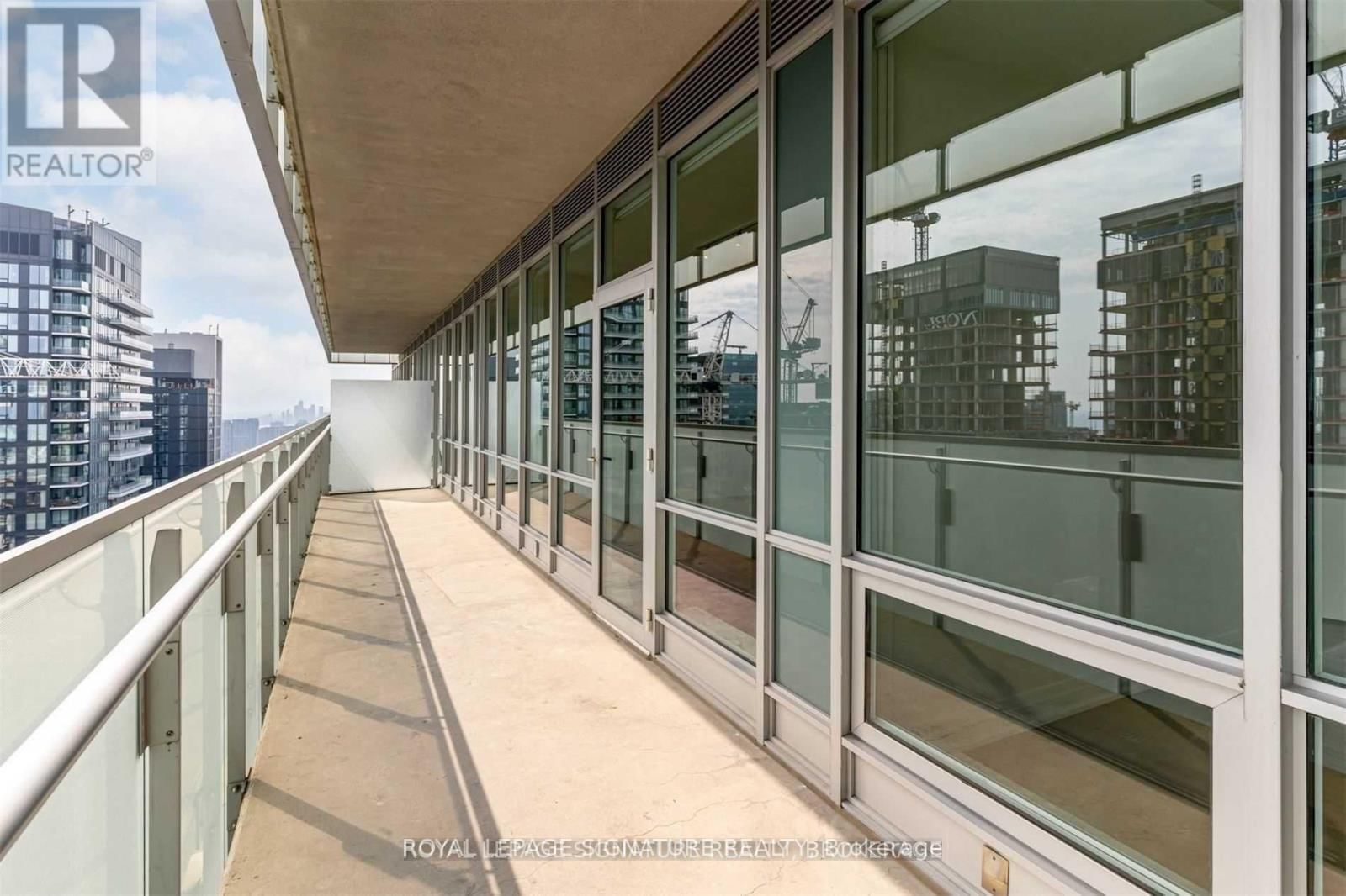 4201 - 80 JOHN STREET Image 30