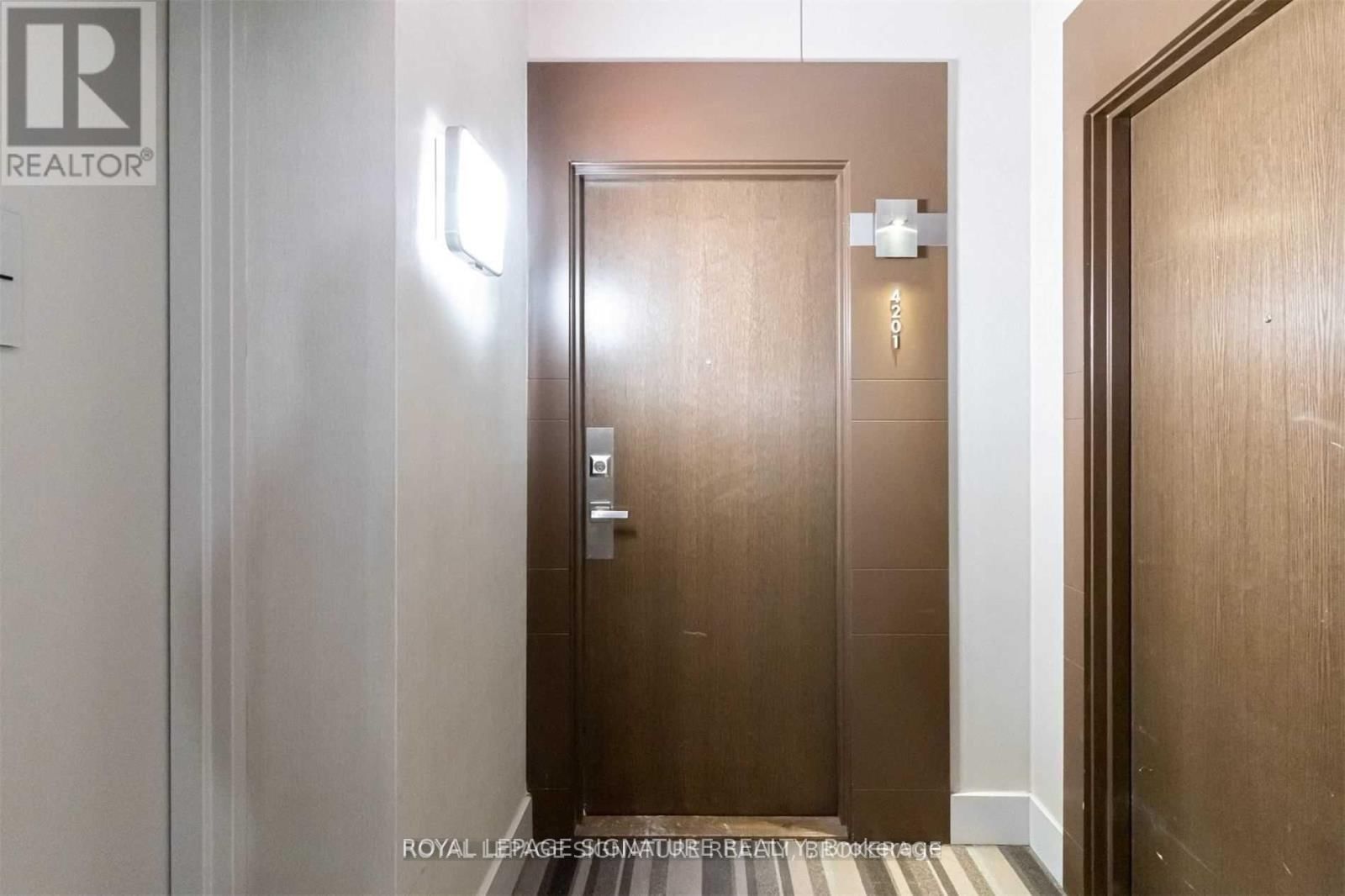 4201 - 80 JOHN STREET Image 32