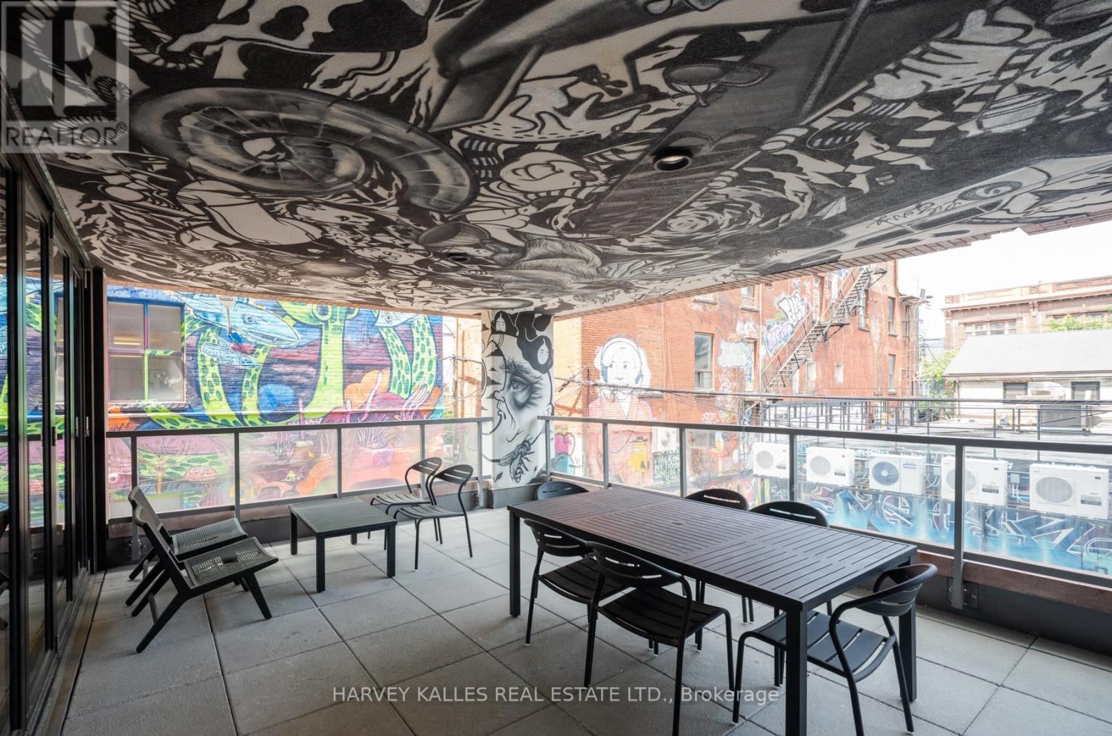 507 - 2 AUGUSTA AVENUE Image 34