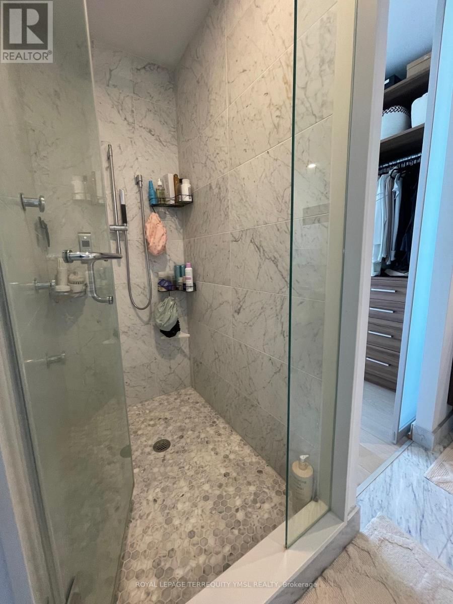 4506 - 488 UNIVERSITY AVENUE Image 17