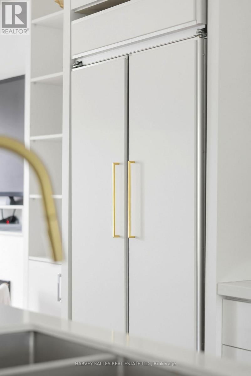 599 SOUDAN AVENUE Image 11