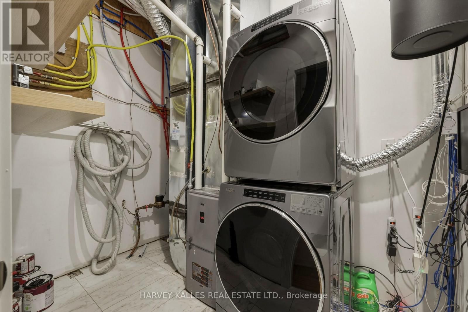 599 SOUDAN AVENUE Image 45