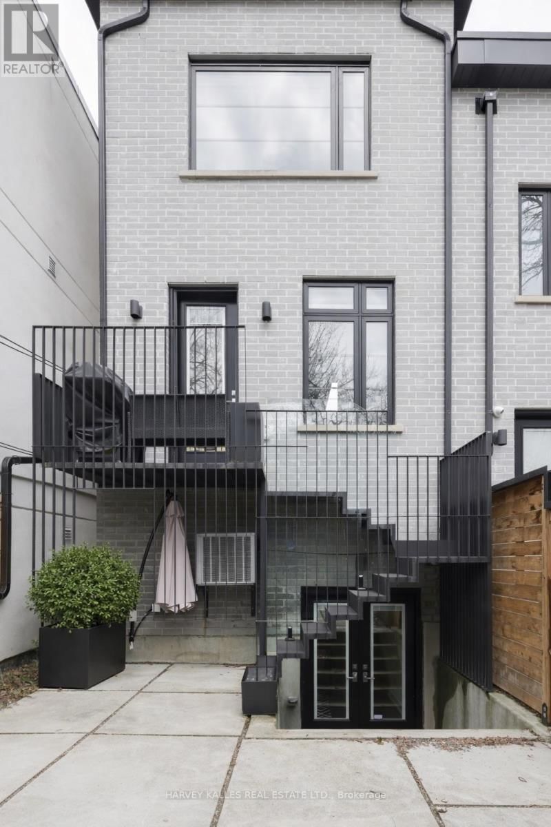 599 SOUDAN AVENUE Image 49