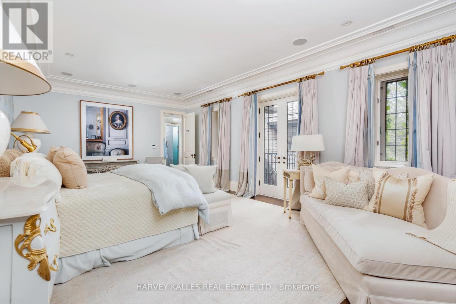 175 TEDDINGTON PARK AVENUE Image 15