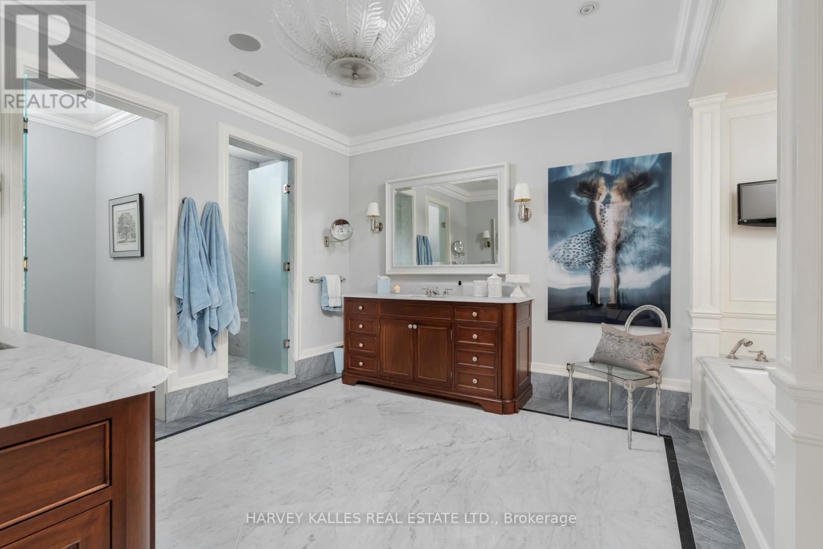 175 TEDDINGTON PARK AVENUE Image 17