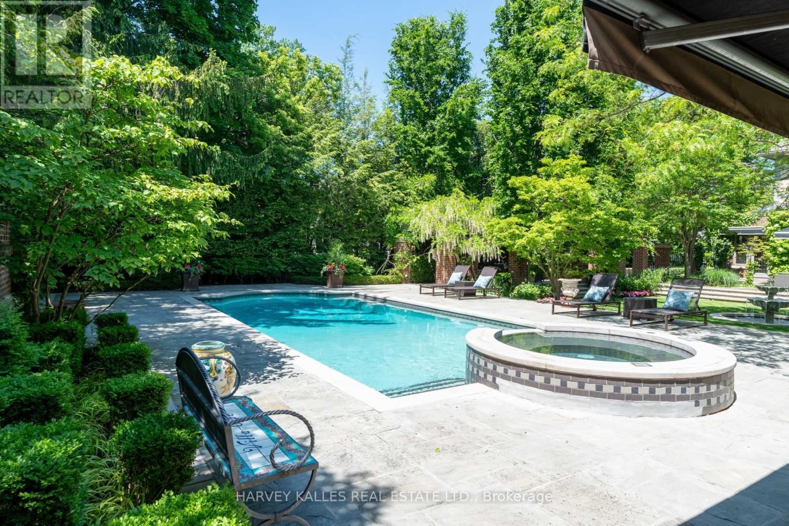 175 TEDDINGTON PARK AVENUE Image 25