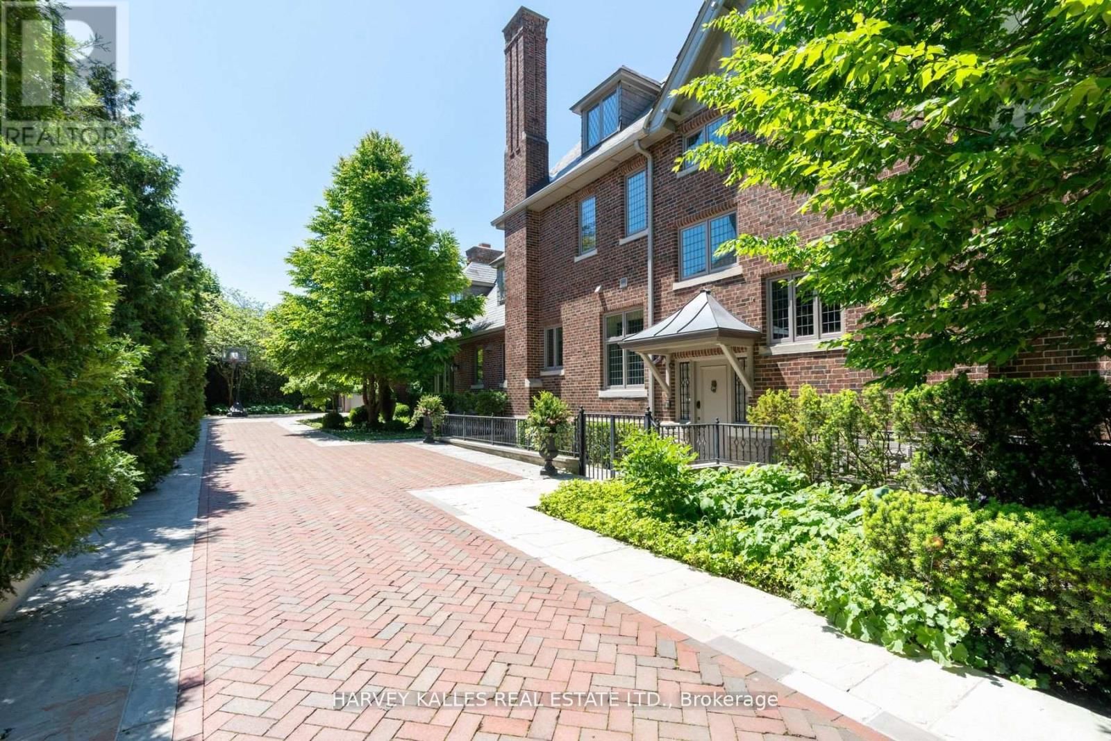 175 TEDDINGTON PARK AVENUE Image 32