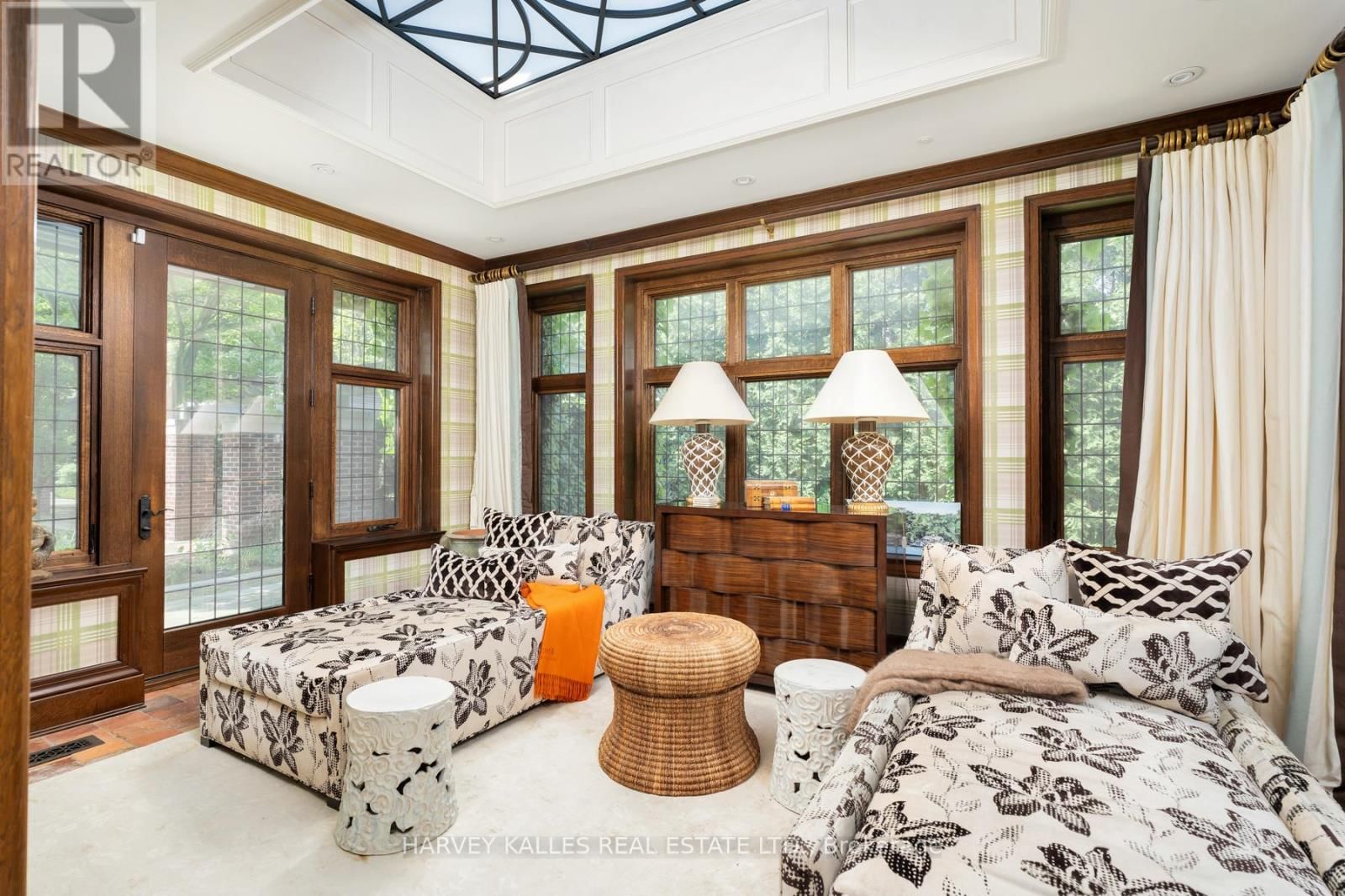 175 TEDDINGTON PARK AVENUE Image 7