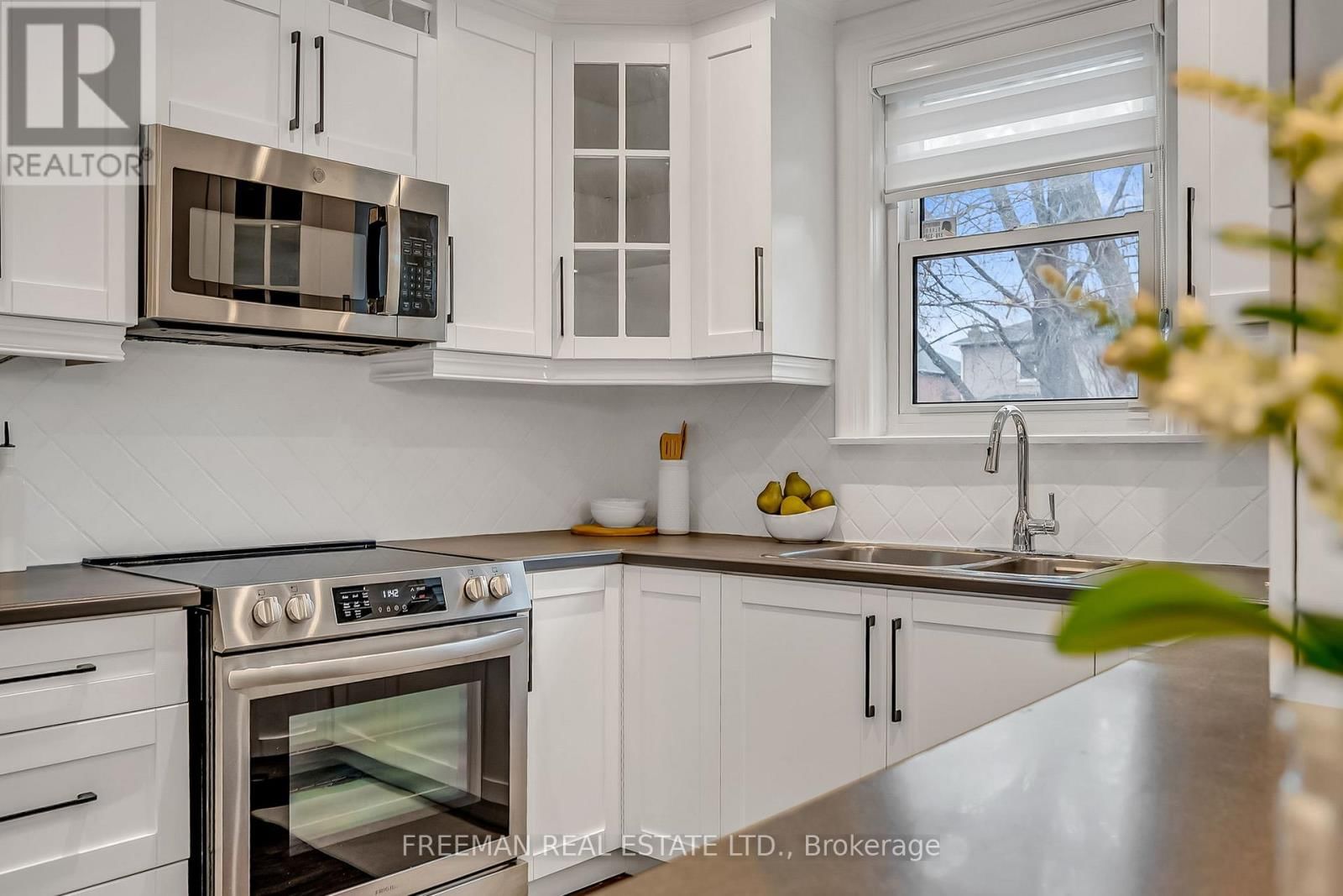 49 ROMNEY ROAD Image 18