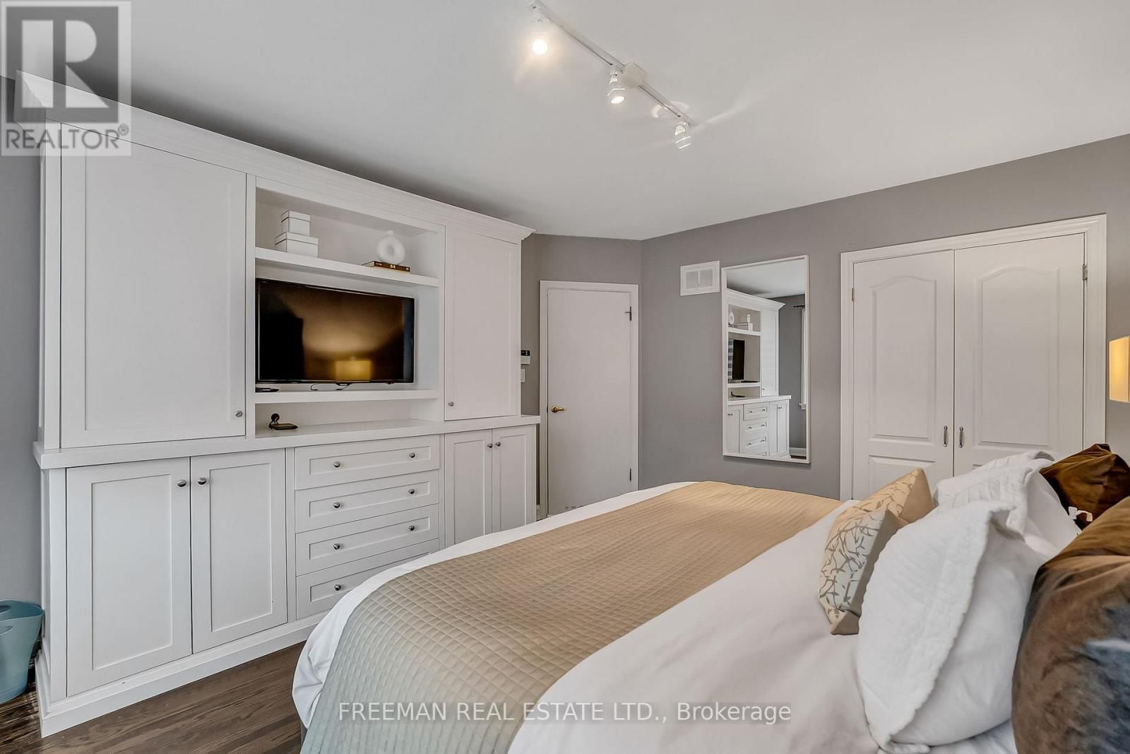 49 ROMNEY ROAD Image 24