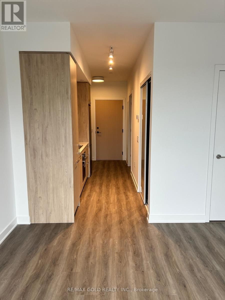 817 - 30 DREAMERS WAY Image 11