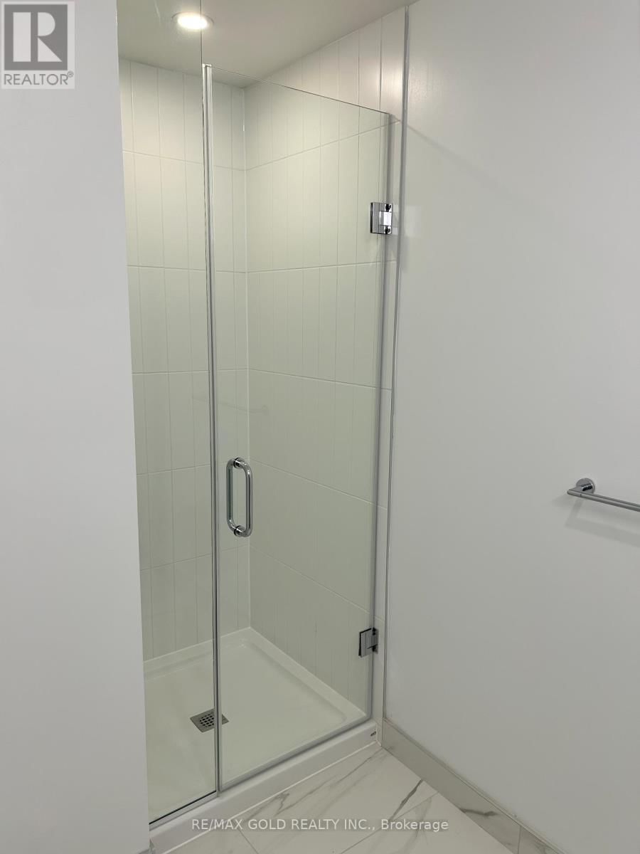 817 - 30 DREAMERS WAY Image 15