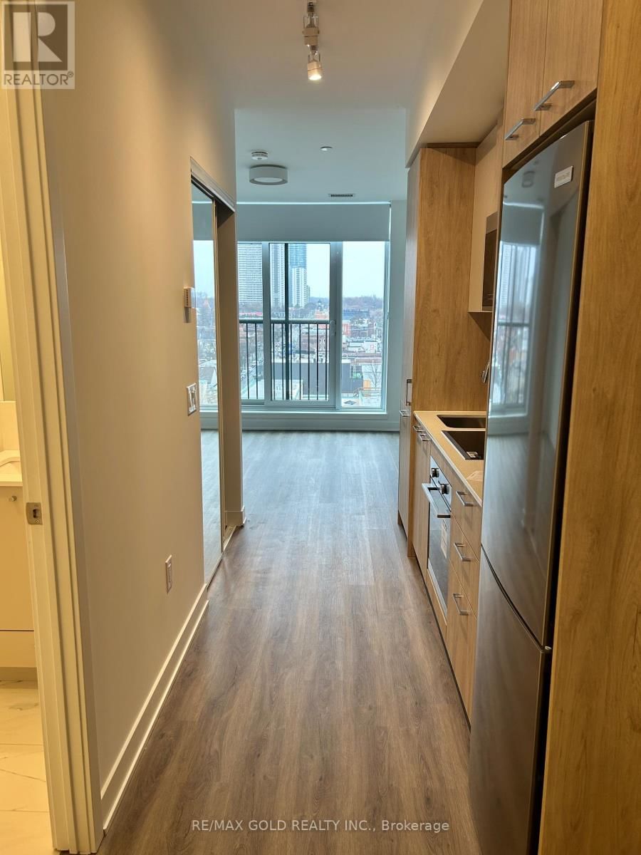 817 - 30 DREAMERS WAY Image 17