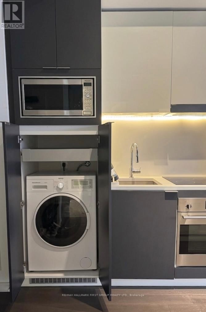 2710 - 170 BAYVIEW AVENUE Image 14