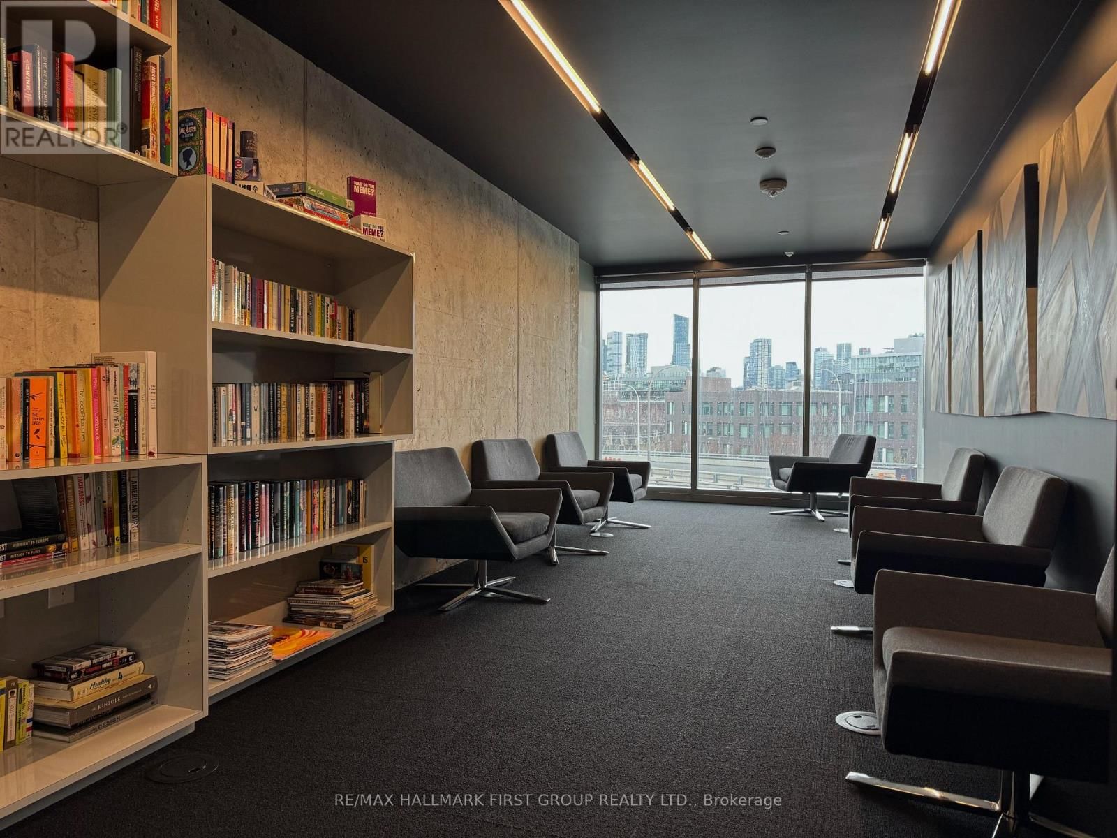 2710 - 170 BAYVIEW AVENUE Image 8