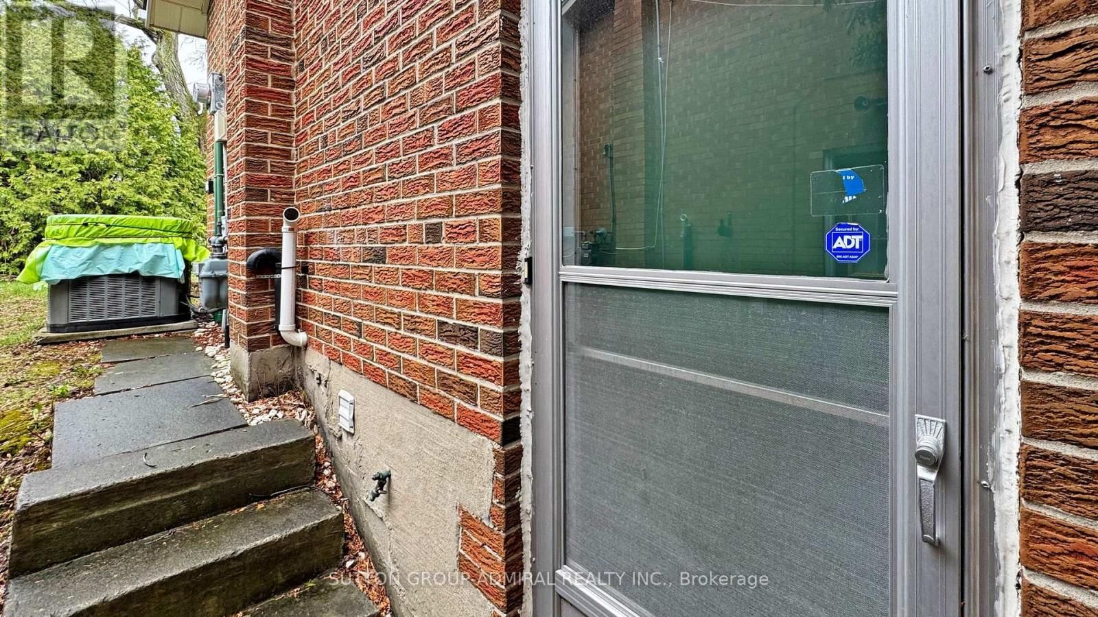 5 WEDGEPORT PLACE Image 46