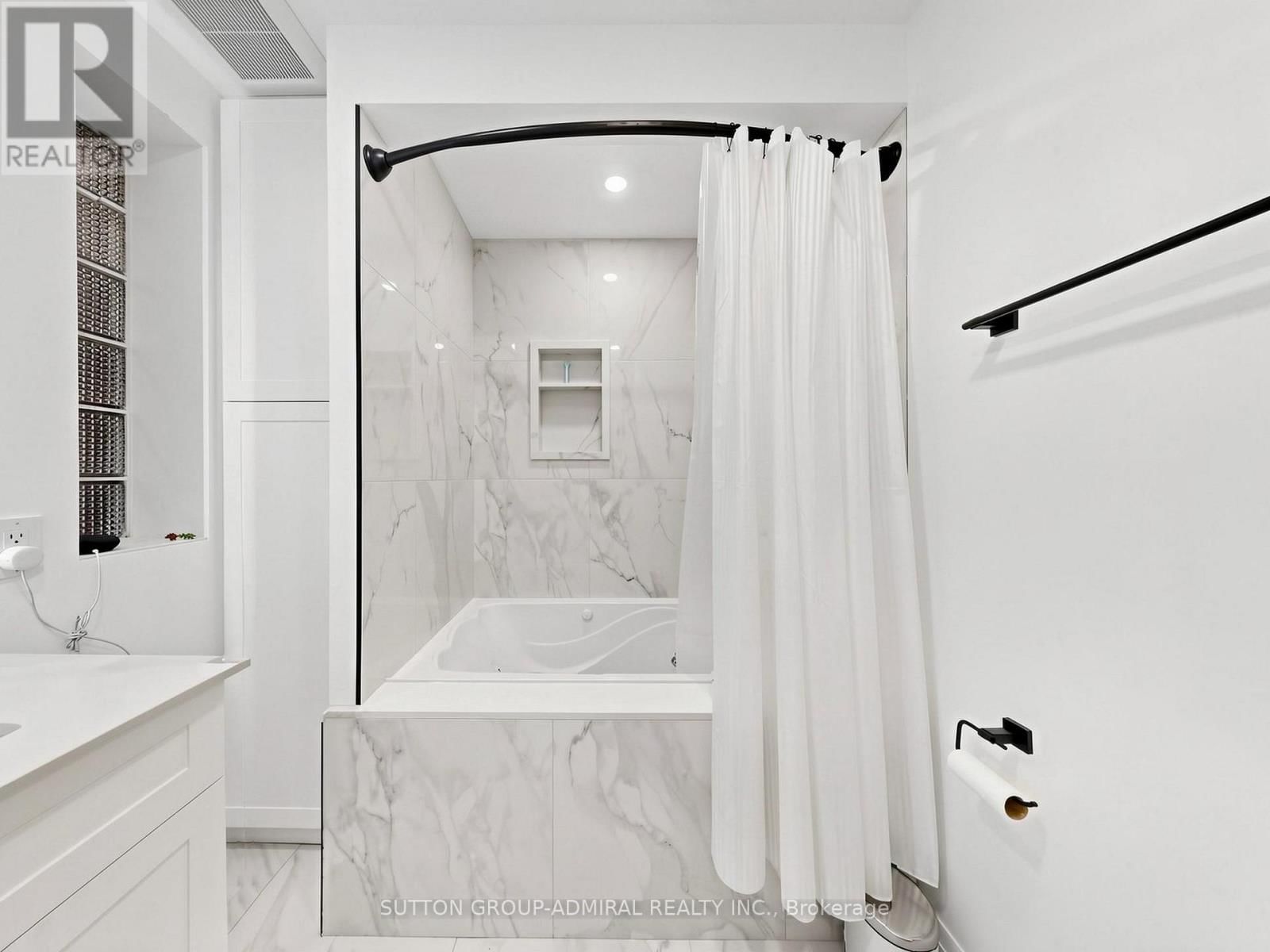 329 MELROSE AVENUE Image 15