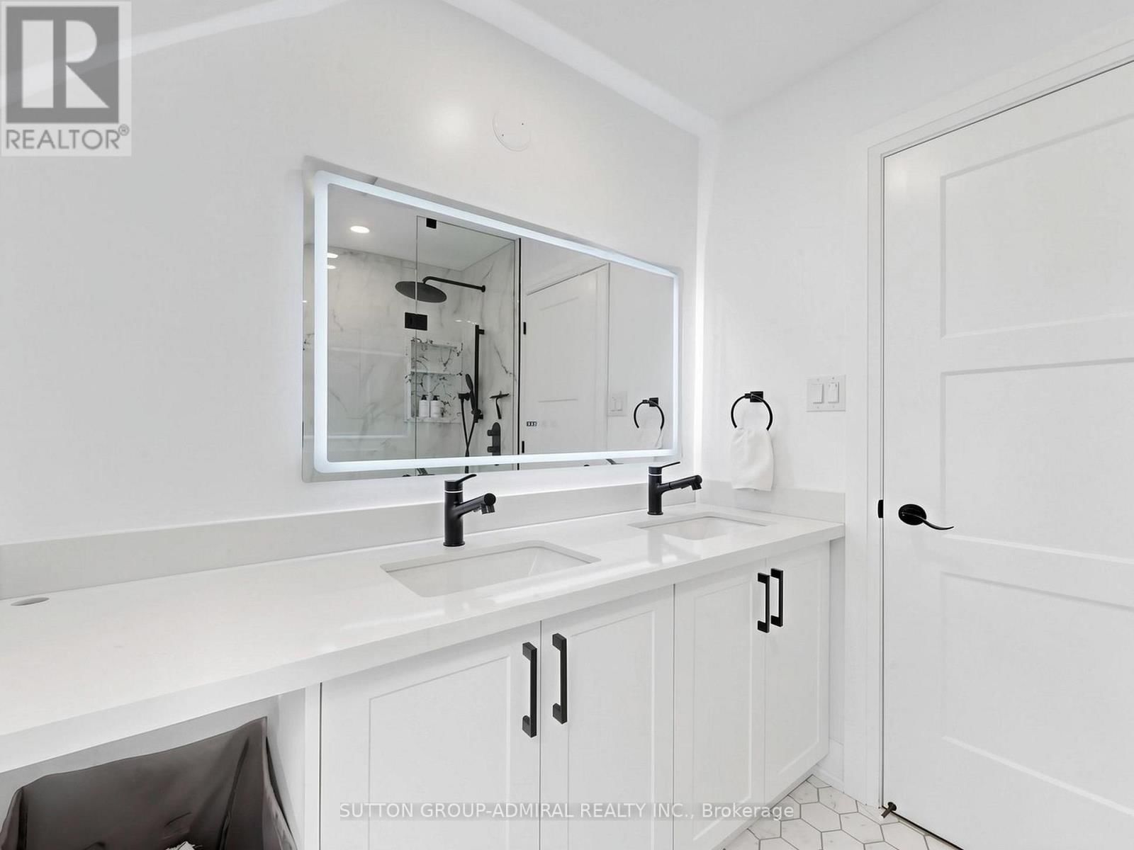 329 MELROSE AVENUE Image 24