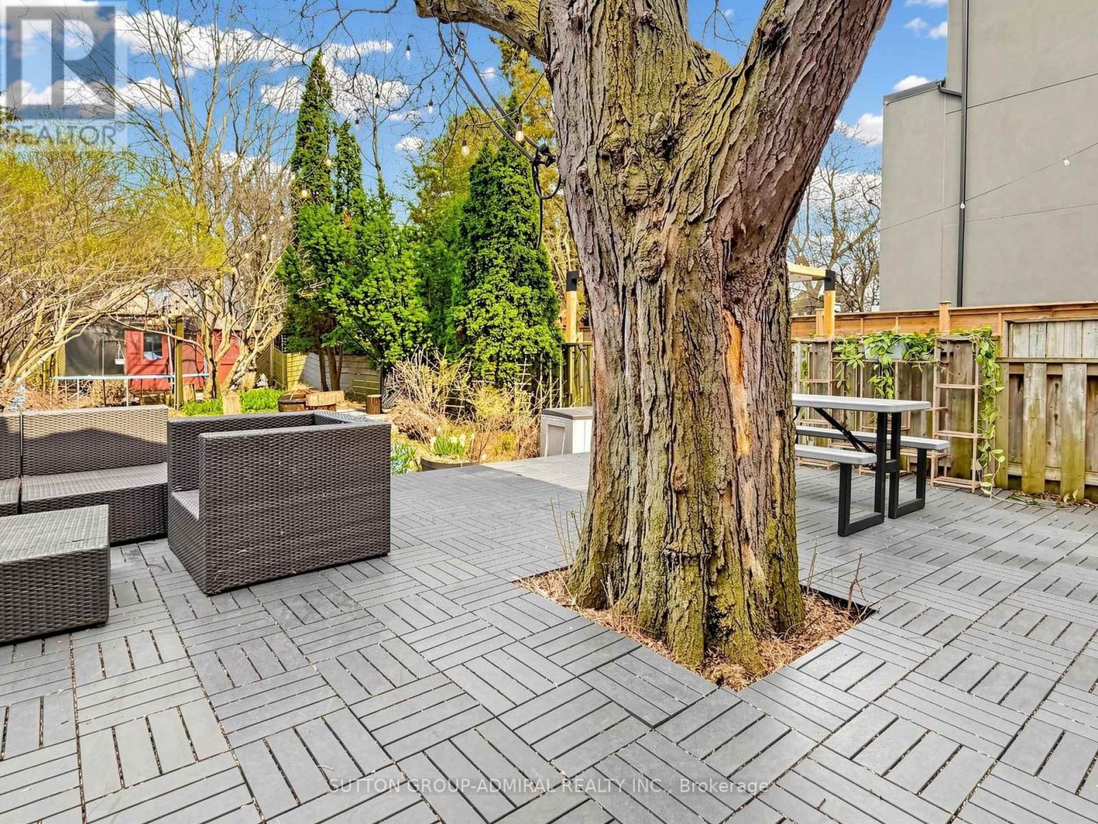 329 MELROSE AVENUE Image 29