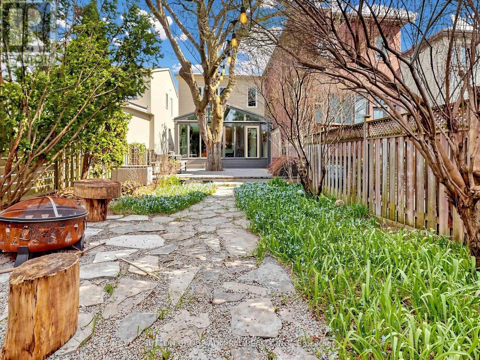 329 MELROSE AVENUE Image 32